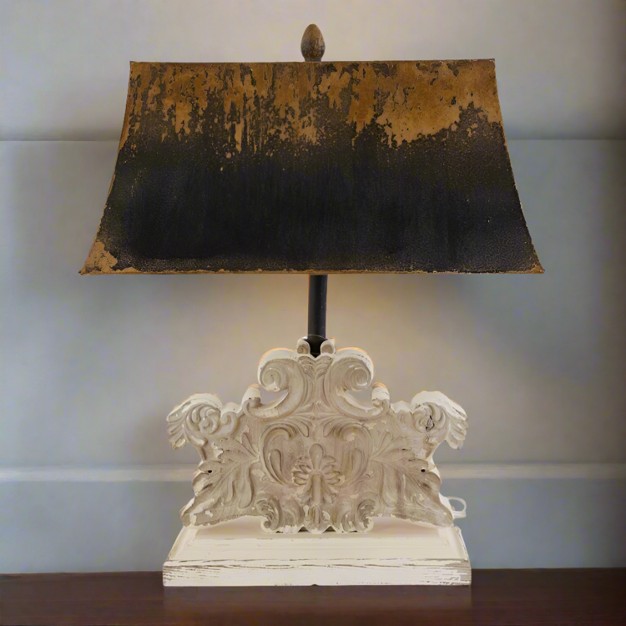 Elegant Distressed French Lamp